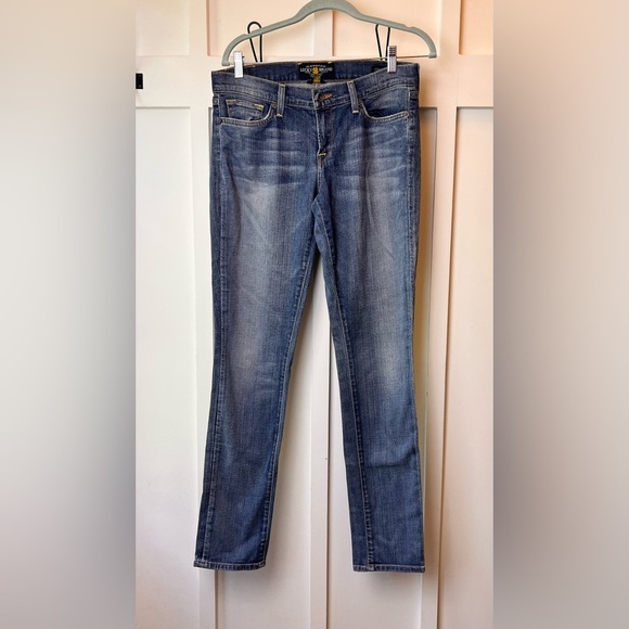 Lucky Brand Jeans Charlie Skinny Jean Dark Wash Women's Size 10 / 30  Low Rise - Picture 1 of 9